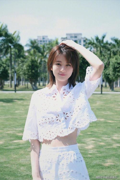 萌小薇吃瓜图片,揭秘娱乐圈幕后真相